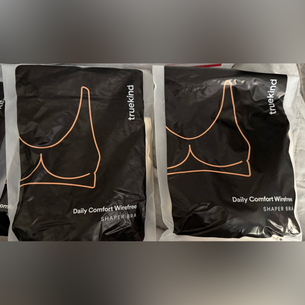 2 True kind daily comfort wire free shaper bras. Beige and black 2XL.